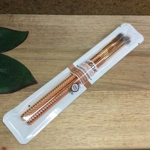 New Moda Metallics Eye Sculptor Makeup Brushes